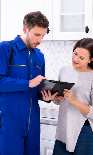 Tech Talking to Home Owner IMG